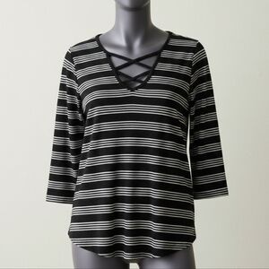 Worthington black white stripe striped 3/4 sleeves high-low hem top blouse